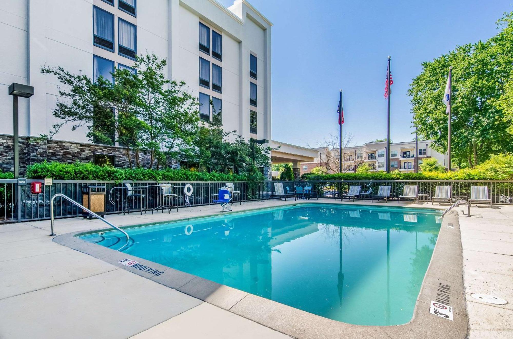 Comfort Inn Raleigh Midtown Exterior photo